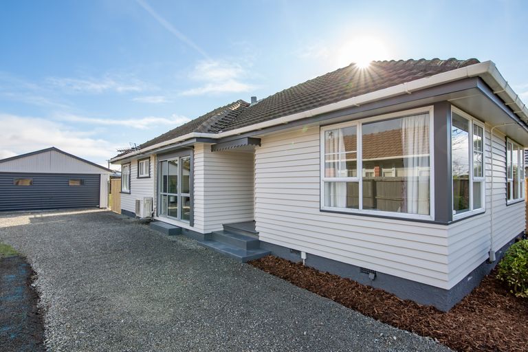 Photo of property in 131 Cuthberts Road, Aranui, Christchurch, 8061