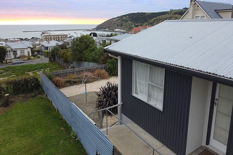 Photo of property in 13 Ure Street, South Hill, Oamaru, 9400