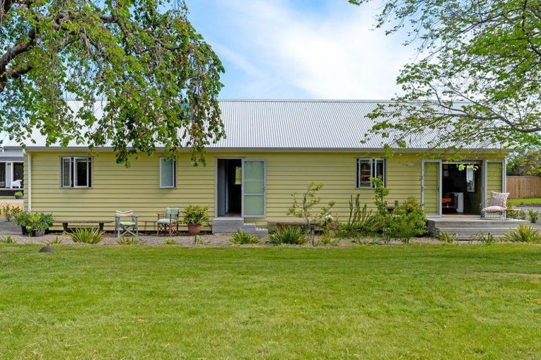 Photo of property in 1/26 Roberts Road, Lansdowne, Masterton, 5810