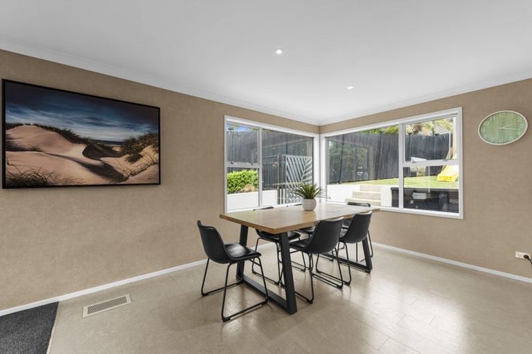 Photo of property in 64 O'halloran Road, Howick, Auckland, 2014