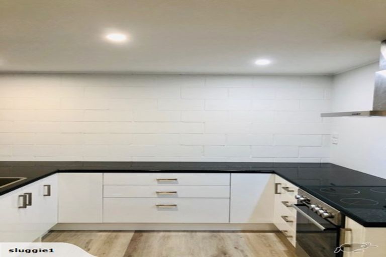 Photo of property in 2/1001 High Street, Avalon, Lower Hutt, 5011