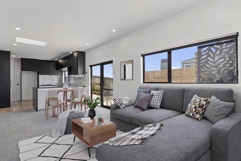 Photo of property in 100 Kaipara Portage Road, Riverhead, 0820