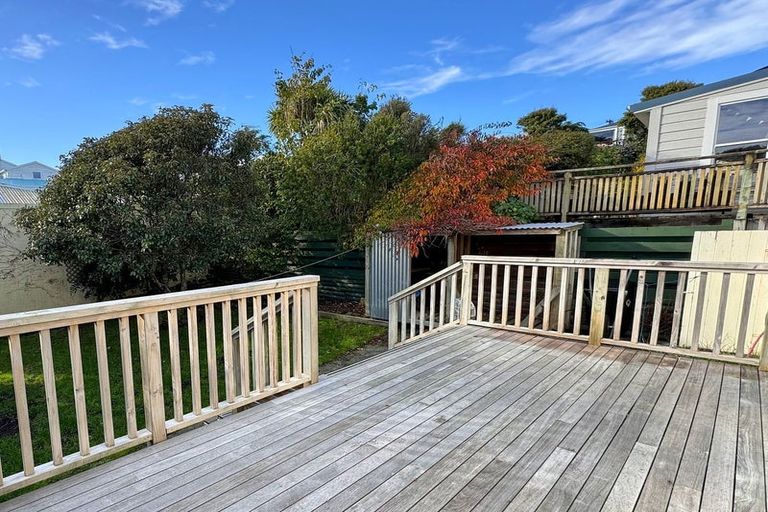 Photo of property in 8 Stirling Street, Berhampore, Wellington, 6023