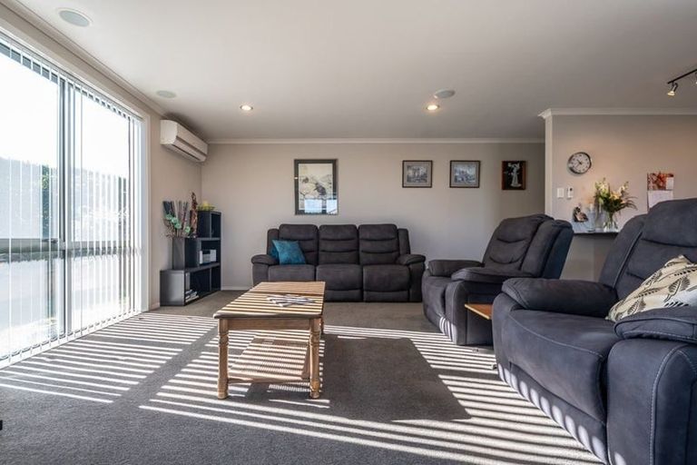 Photo of property in 12 Cabourne Drive, Glenview, Hamilton, 3206