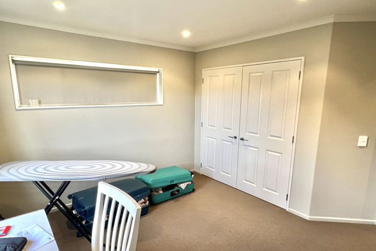 Photo of property in 79 Te Puia Drive, Aotea, Porirua, 5024