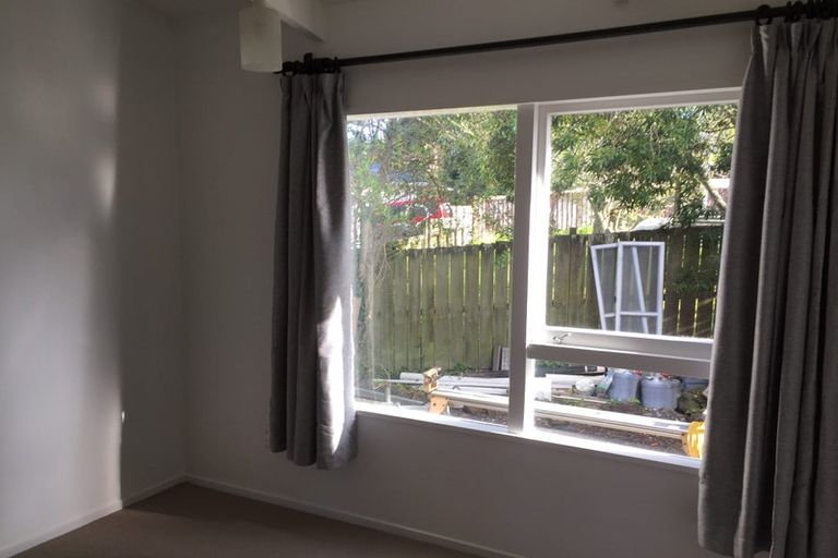 Photo of property in 112a Rosier Road, Glen Eden, Auckland, 0602