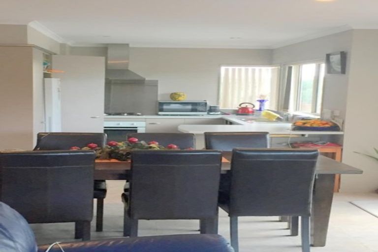 Photo of property in 80 Oteki Park Drive, Welcome Bay, Tauranga, 3112