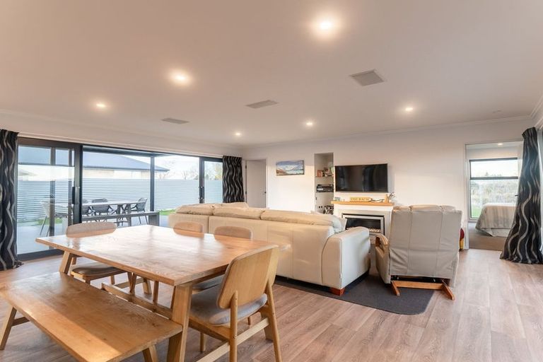 Photo of property in 21 Greenfield Place, Twizel, 7901