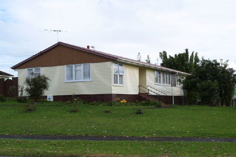 Photo of property in 17 Alexander Crescent, Otara, Auckland, 2023