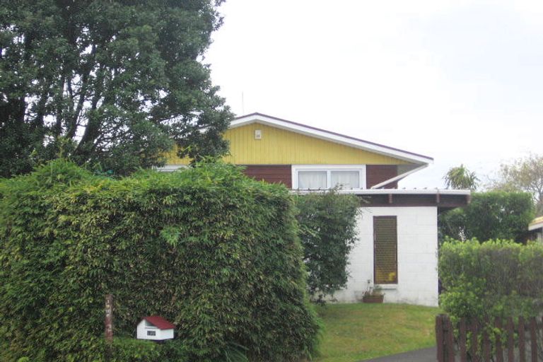 Photo of property in 199 Don Buck Road, Massey, Auckland, 0614