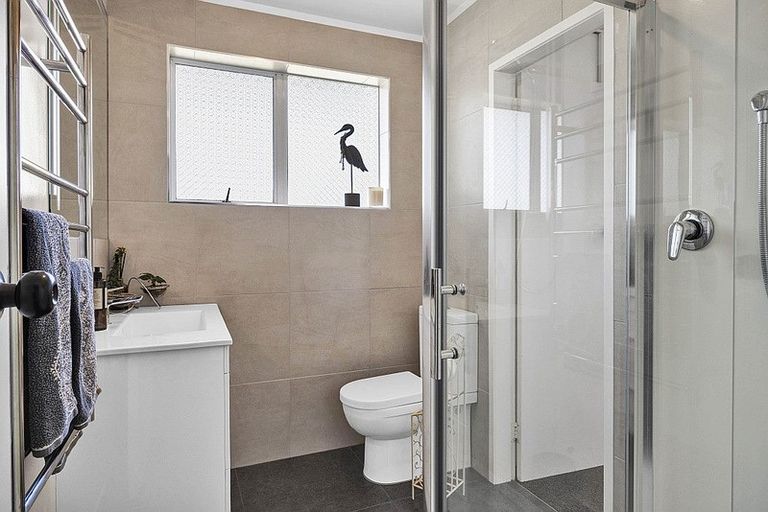 Photo of property in 289 Glover Road, Hawera, 4610