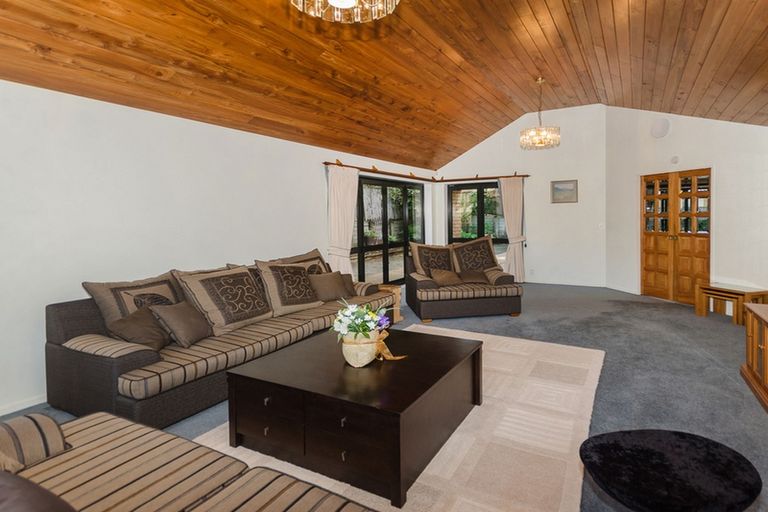 Photo of property in 63 The Glade South, Pukekohe, 2120