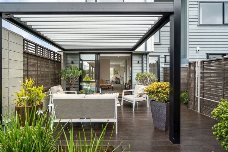 Photo of property in 2 Chaffinch Road, Hobsonville, Auckland, 0616