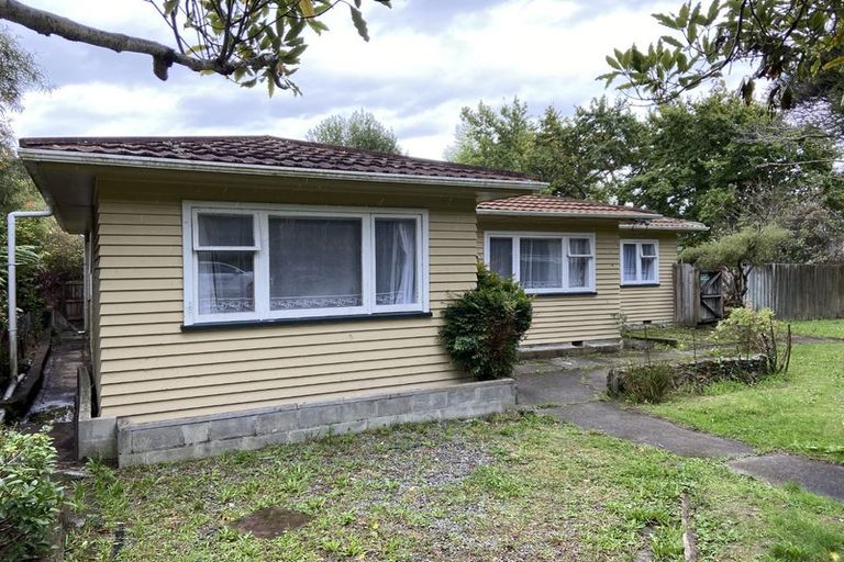 Photo of property in 28 Blue Mountains Road, Silverstream, Upper Hutt, 5019