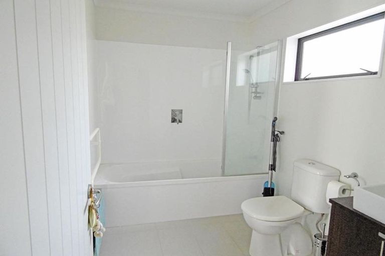 Photo of property in 14 Joseph Street, Flat Bush, Auckland, 2019