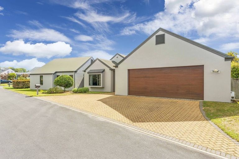 Photo of property in 1 Joshua Place, Rangatira Park, Taupo, 3330