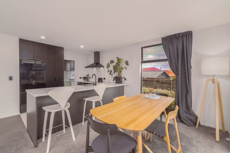 Photo of property in 299a Wainoni Road, Avondale, Christchurch, 8061