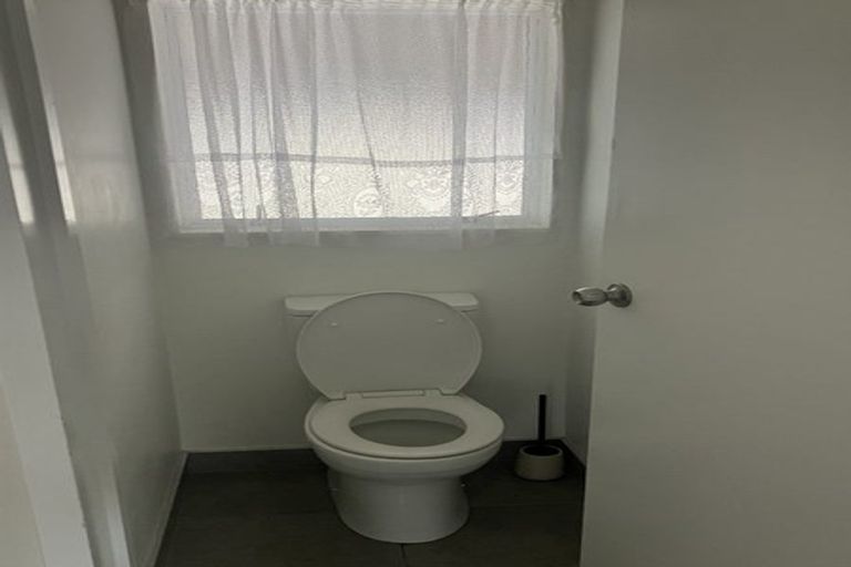 Photo of property in 2/434 Gloucester Street, Taradale, Napier, 4112