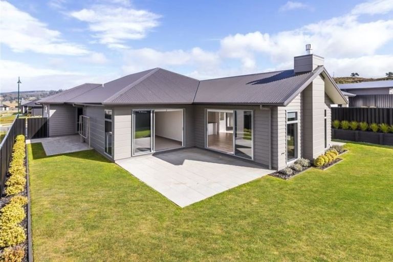 Photo of property in 33 Marabou Crescent, Nukuhau, Taupo, 3330