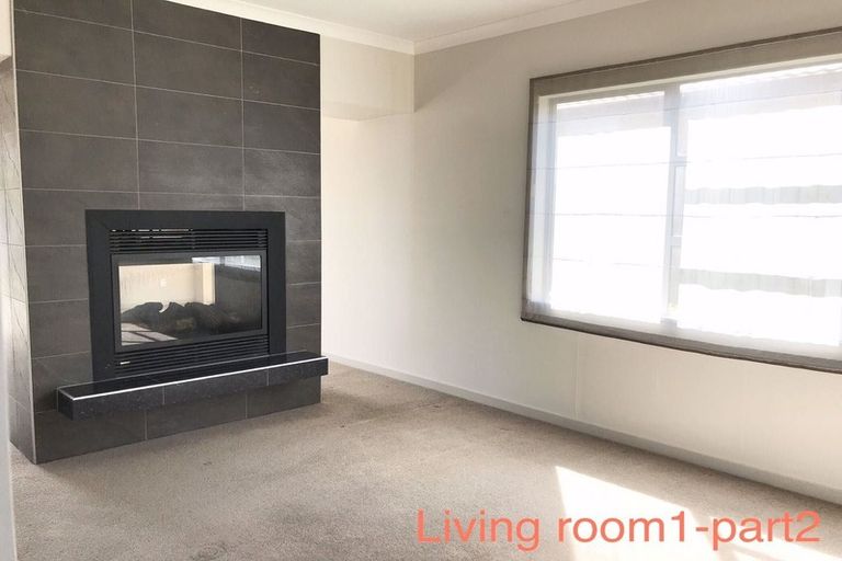 Photo of property in 11 Mana Lane, Pinehill, Auckland, 0632