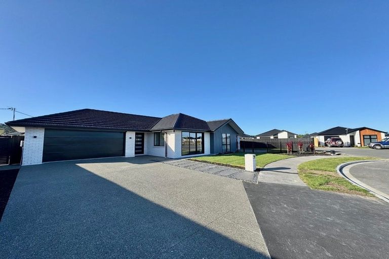 Photo of property in 5 Cabbage Close, Halswell, Christchurch, 8025