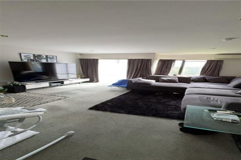 Photo of property in 1/455 Barbadoes Street, Edgeware, Christchurch, 8013