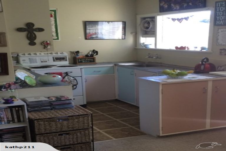 Photo of property in 160 Parkvale Road, Karori, Wellington, 6012