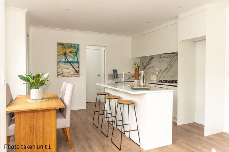 Photo of property in 2/4 Marama Street, Castor Bay, Auckland, 0620