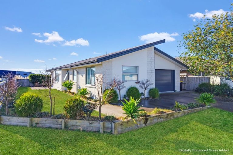Photo of property in 1 Te Wharo Drive, Papamoa, 3118