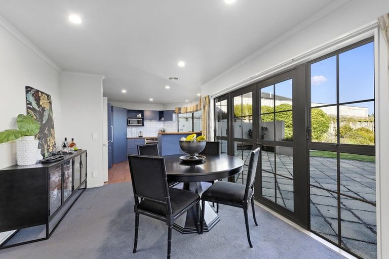 Photo of property in 9 Oceanview Terrace, Tirohanga, Lower Hutt, 5010