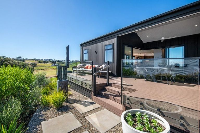 Photo of property in 47 Discovery Drive, Gulf Harbour, Whangaparaoa, 0930