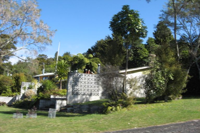 Photo of property in 4 Hauraki Terrace, Pukawa Bay, Turangi, 3381