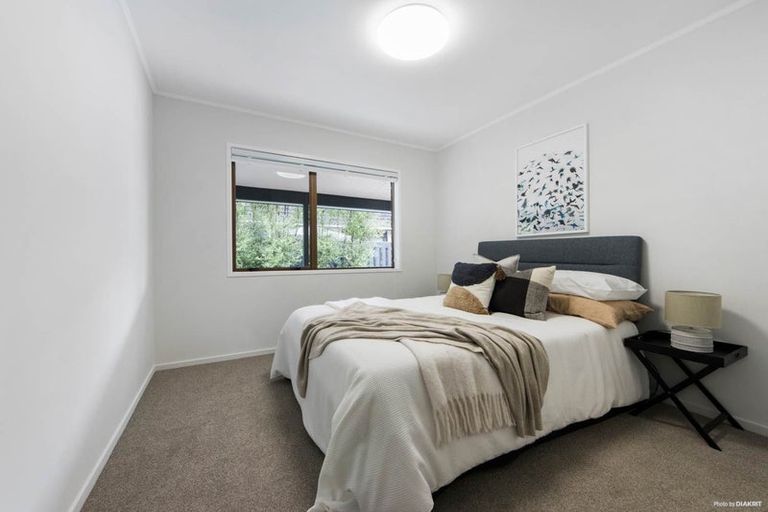 Photo of property in 9 Ti Nana Crescent, Henderson, Auckland, 0610