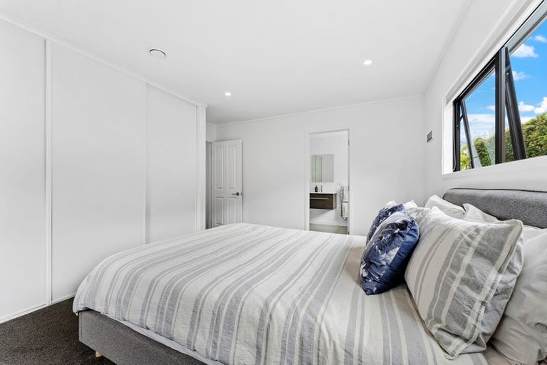 Photo of property in 71 The Circle, Manly, Whangaparaoa, 0930