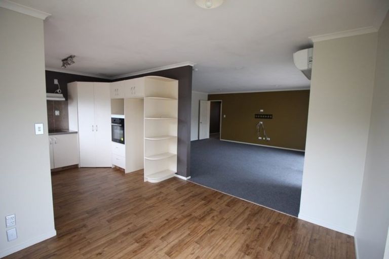 Photo of property in 65 Diomede Glade, Flagstaff, Hamilton, 3210