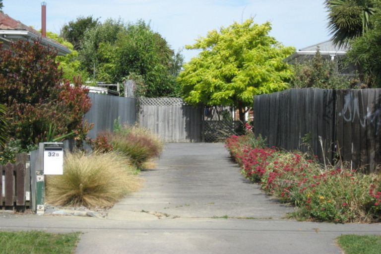Photo of property in 2/32 Mcgregors Road, Bromley, Christchurch, 8062