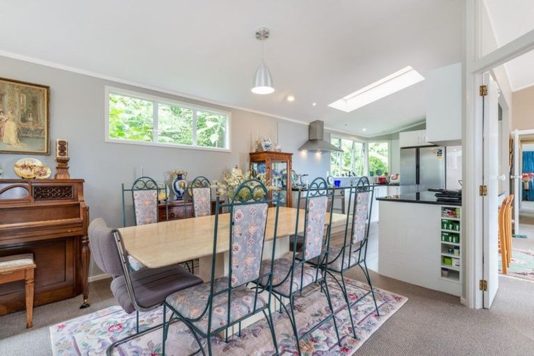 Photo of property in 9 Kauri Road, Birkenhead, Auckland, 0626