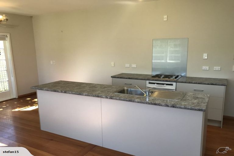 Photo of property in 5 Athlone Crescent, Boulcott, Lower Hutt, 5011