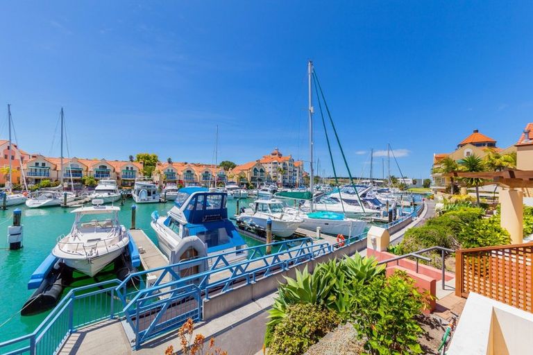 Photo of property in 105 Waterside Crescent, Gulf Harbour, Whangaparaoa, 0930