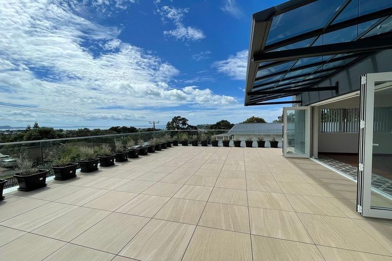Photo of property in 10 Scott Road, Stanmore Bay, Whangaparaoa, 0932