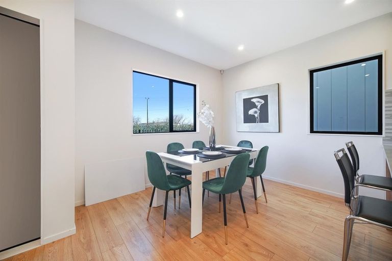 Photo of property in 175 Grove Road, Papakura, 2110