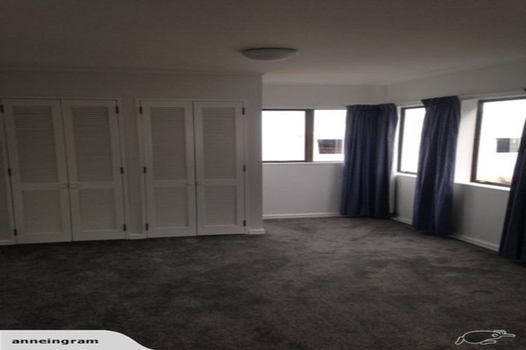 Photo of property in 112 Weka Street, Miramar, Wellington, 6022