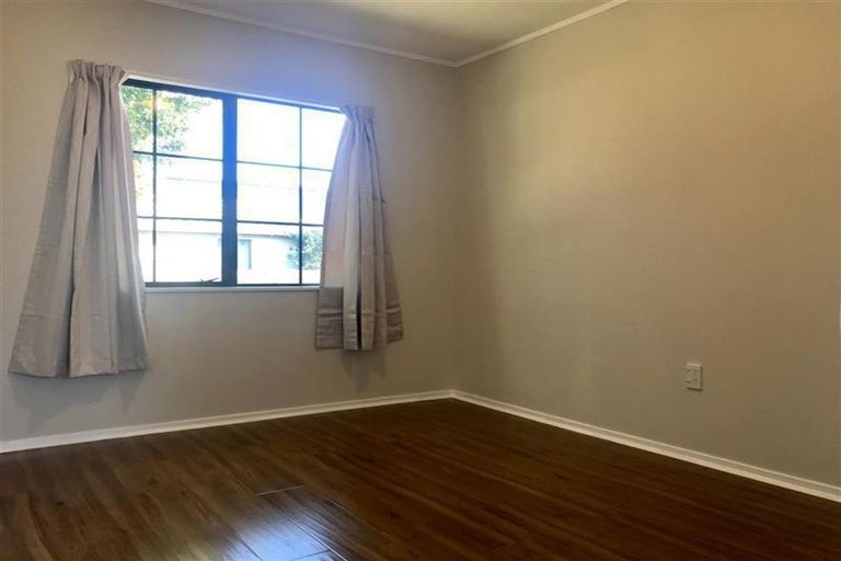 Photo of property in 1/14 View Road, Papakura, 2110