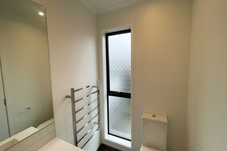 Photo of property in 2 Jagoda Road, Westgate, Auckland, 0614