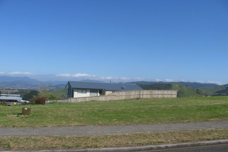 Photo of property in 129 Centennial Drive, Whitianga, 3510