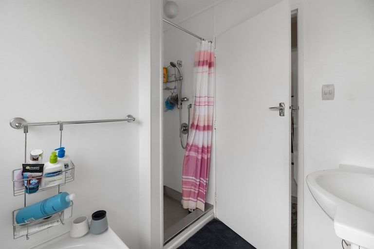 Photo of property in 6b York Street, Eltham, 4322