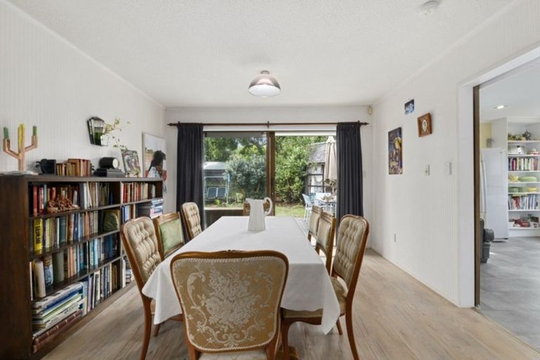 Photo of property in 39 Waddington Drive, Naenae, Lower Hutt, 5011