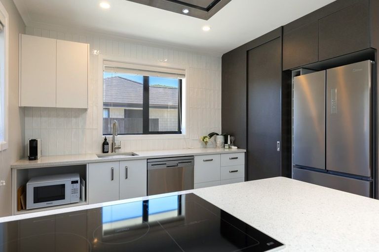 Photo of property in 14 Discovery Way, Waikawa, Picton, 7220