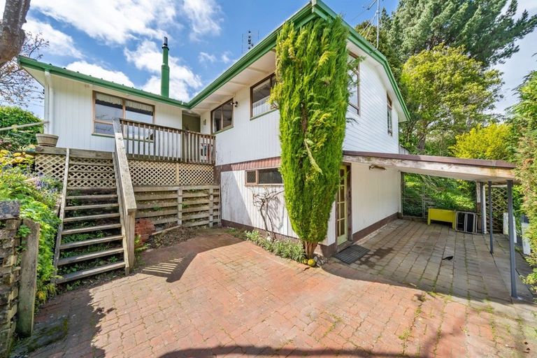 Photo of property in 3 Whangakoko Grove, Birchville, Upper Hutt, 5018