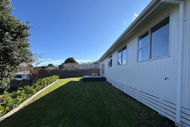Photo of property in 163b Pembroke Street, Westown, New Plymouth, 4310